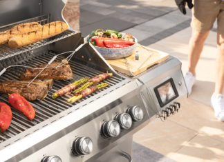 Mit Touch-Display: Grillfürst stellt ersten smarten Gasgrill vor Grillfürst smarter Gasgrill